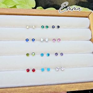 รวมพลอย Emma Earring ต่างหูพลอยมินิมอล 4 เตย ขนาด 4 มิล