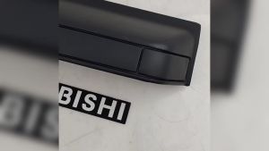 Rear License Plate Light Lamp(Lampu Plat Lesen Belakang) For Mitsubishi Pajero V-Body V24 V26 V46 1991-1999