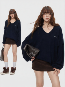 Turn Signal | Fashion V-Neck Long Sleeve Loose Retro Women T-Shirt