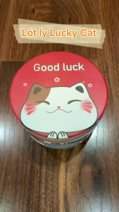 Lót Ly - Lót Cốc bằng Gốm Mèo Thần Tài May Mắn Lucky Cat – Lót Thấm Nước Tròn 10cm - Tạp Hóa Vy An
