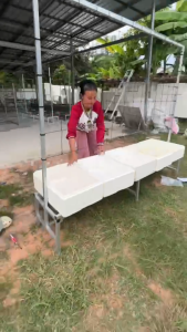 ชั้นปลูกแตงกวา มะเขือเทศ ถั่วพู อัญชัน ผักกินผลและไม้เลื้อยต่างๆ พร้อมตาข่ายถักด้วยเชือกไนล่อนอย่างดี วางได้ 15 กล่อง -เกษตรกรรมยั่งยืน