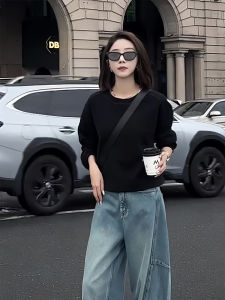 Laid-back Style Solid Color Long Sleeve Hoodie round Neck Loose Short Womens Top New Arrival Autumn 2025 Fashion Trend