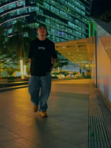 GM GOTHIC MADE WITH PASSION - GOODMAFIA - PREMIUM BLACK AND WHITE