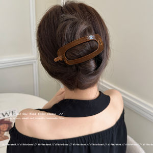 Elegant Large Oval Hair Grips Womens Back of Head Twist Clip Stylish Hair Accessories for Updos And Ponytails Fashionable Hairpins