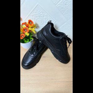 FREE BOX LIVY Sepatu Sekolah High School Eunchae Shoes Polos Casual Sneakers