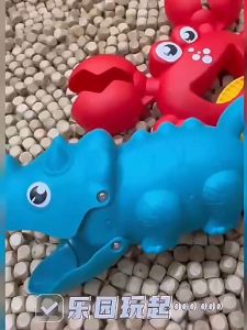 Childrens Beach Toy Lobster Dinosaur Toy Clip Crab Kids Beach Sand and Water Play Tool Set