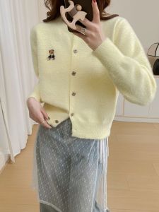 Áo Len Cardigan Dệt Kim Thêu Hình Gấu Nhỏ Cho Nữ Dáng Rộng Thời Trang Xuân Thu Áo Len Ngắn Đa Năng Cho Bé Gái