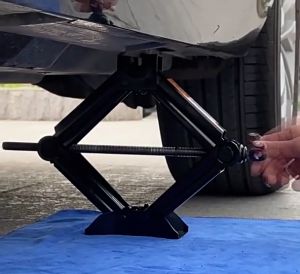 Scissor Jack for Car - 2 Ton Car Jack Kit Quick Lifting Tire Changing Kit Car Tire Jack for Auto/SUV