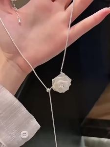 Korean Flash Drill Camellia Flower Necklace