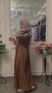 Gamis Malaya Crinkle Premium Model Terbaru 2025 Gamis Wanita Dewasa Lebaran Elegan Modern Kekinian Dress Crinkle Trendy Masa Kini