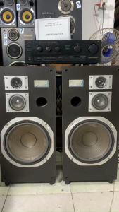 bán  Amply nghe nhạc Victor   AX -  S550  bãi nhật về 155w  hát rất tốt điện 110v