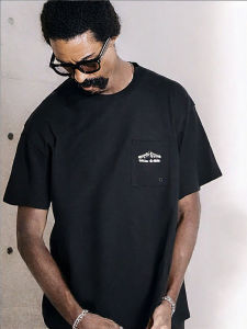 เสื้อยืดแขนสั้นผ้าฝ้ายสไตล์ญี่ปุ่นสำหรับฤดูร้อน ทรงหลวม ปักลาย สำหรับผู้ชายและผู้หญิง ทรงหลวม กระเป๋า ปักลาย