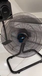 Quạt sàn công nghiệp Hali SN199 công suất 72W - Hàng chính hãng