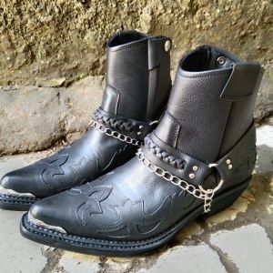 SEPATU JENGGEL PRIA RANTAI DEPAN MODEL TERBARU 2023