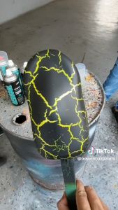 AIKKA CRACKLE EFFECT PAINT SPRAY TIN 400ML EXCELLENT CRACKLE LOOK EFFECT