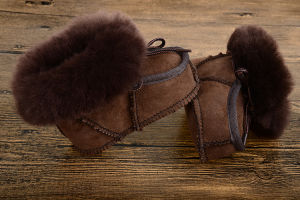 Fur Integrated Babys Shoes Winter Thicken Thermal 0-1 Years Old Soft Bottom Male and Female Baby Shoes Toddler Cotton Shoes Snow