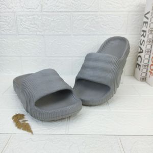 Sandal Slop Slipper Slip On Pria  Polos Pria Size 39-44 Hema 9338M