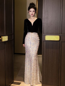 Elegant Velvet Evening Gown for Hostess Long Sleeve Sparkling Fish Tail Skirt Evening Party Performance High End Luxury Black Dress