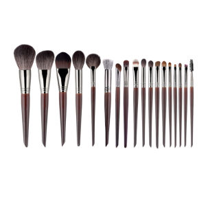 Professional Makeup Brush Set 24 Pieces Pure Animal Hair Complete Kit for Makeup Artists Eye Detailing Foundation Application