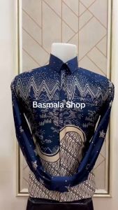 Kemeja Batik Lengan Panjang & Outfit Seragam Keluarga