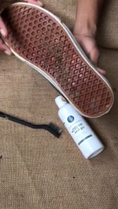 Pembersih Sepatu SS Shoes Cleaner 250 ml & Stain Remover - Sabun Sepatu Cleaner Sepatu Tas Kulit