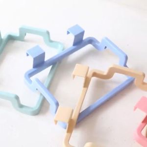 YP Kitchen Plastic Hanging Trash Bag Holder Toilet Bedroom Hooks