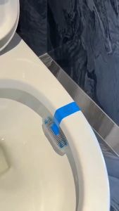 READY STOCK Smart Toilet Cleaner Toilet Hanging Basket Deodorizing And Odor-removing Toilet Cleaning Ball Bola Tandas洁厕球