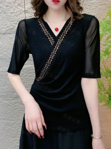 Fashionable Mommy Style Long Sleeve V-Neck Pleated Solid Color Mesh Base Shirt Womens Top Spring Autumn New Arrival