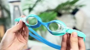 HD Swimming Goggles For Kids Youth Age 3-14 Years Old Anti-fog 100% UV Protection Clear Vision No Leaking Quick Adjustable Strap
