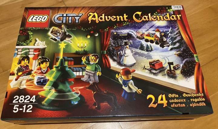 Lego 2824 lego city advent calendar ปี 2010 ของสะสม ของแท้ มีกล่อง ไม่ ...