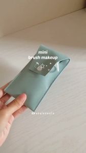 8PCS Set berus solek mudah alih set lengkap berus solek gadis alat solek kecantikan bernilai tinggi untuk pemula Blush Makeup Brush For Applying Loose Powder / Face Blusher & Bronzer & Highlighter Brushes / Facial Beauty Makeup