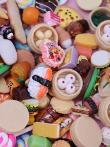 Miniature Model Artificial Candy Toy Mini Small Things Potable Spirit Small Bottle DIY Ornament Pendulum Accessories Toy Resin