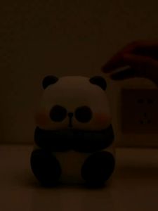 Đèn ngủ gấu trúc usb cảm ứng silicon dễ thương đáng yêu quà tặng bạn traigái điều chỉnh được độ sáng hẹn giờ tắt