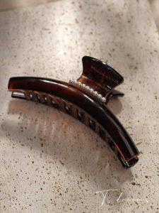 French Vintage Large Amber Colored Shark Bite Hair Clip for Back of Head Abundant Hair Styling Fashionable Hair Accessories