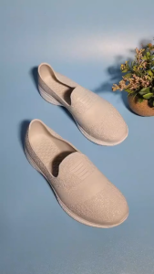 Yumeida 9111 Sepatu Karet Slip On Wanita Cewek Keren Tahan air Ukuran 37-41