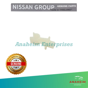 Nissan Navara Terra Hood Stand Clip [1 piece]