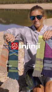 INJINJI ถุงเท้าวิ่งแยกนิ้ว WMN ULTRA RUN MINI CREW  รุ่น GLACIER รุ่นวิ่งอัลตร้า หุ้มข้อ (ผู้หญิง) สีเขียว ของแท้