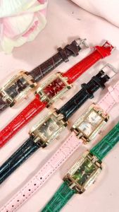 Jam Tangan Wanita Mewah Elegan Strap Kulit Dial Kristal Model Oval Pilihan Trendy Modern Fashion