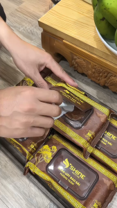Khăn Ướt Bao Sái Lau Bàn Thờ 30 Tờ Hương Trầm Shine Active Làm Sạch Ban Thờ - Hương Thơm Tự Nhiên