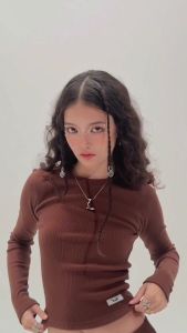 Ahalf - Basic ribbed long sleeve top เสื้อทรงเบสิคแขนยาวผ้าร่อง