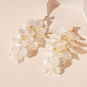White Shell Petals Shaped Long Tassel Earrings for Women Inlaid Zircon Drop Earring Exquisite Ornaments for Party Wedding K1