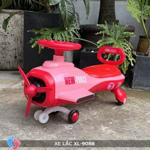 Xe lắc hình máy bay có nhạc đèn phát sáng vui nhộn dành cho bé.
