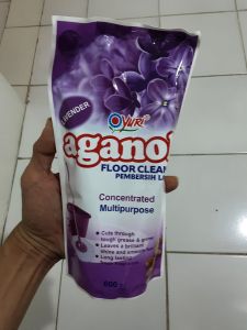 YURI Aganol Pembersih Lantai 600 ml