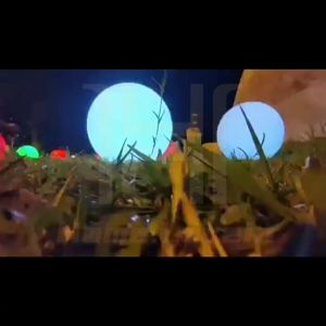 ลูกบอลชายหาด LED ไฟสระว่ายน้ำ 16 สี ลูกบอลลอยไฟกันน้ำ IP68 ราคาเพิ่มขึ้น