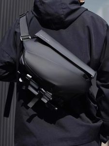 กระเป๋าคาดลำตัวผู้ชาย กระเป๋าส่งหนังสือพิมพ์ กระเป๋าสะพายไหล่เดี่ยว กระเป๋าสเก็ตบอร์ด กระเป๋าใส่คอมพิวเตอร์ 8 นิ้ว กระเป๋าสะพายข้างผู้ชาย