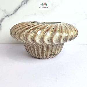 The Leaferie Paloma Flowerpot . flowerpots . flower pot . plant pots . planter . planters Ceramic
