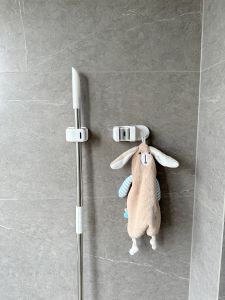 Dụng Cụ Vệ Sinh Nhà Tắm Kiểu Nhật Bản Đơn Giản Móc Treo Tường Không Cần Đục Lỗ Móc Không Để Lại Dấu Vết Cố Định