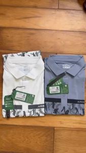 Áo polo golf Aristino APSG39S2 thun lạnh với các lỗ thoáng khí nhỏ tạo nên độ thoải mái khi mặc