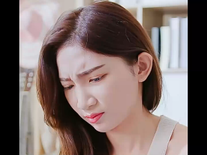 (10 แผ่น/แพ็ค) เจลเย็น แผ่นเจลลดไข้ แผ่นทำความเย็นแบบญี่ปุ่น สำหรับเด็ก ผู้ใหญ่ กลิ่นเย็นสดชื่น