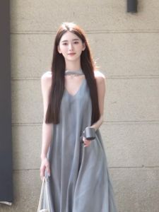CHANGTONG | Vintage V-Neck Strap Maxi Dress
